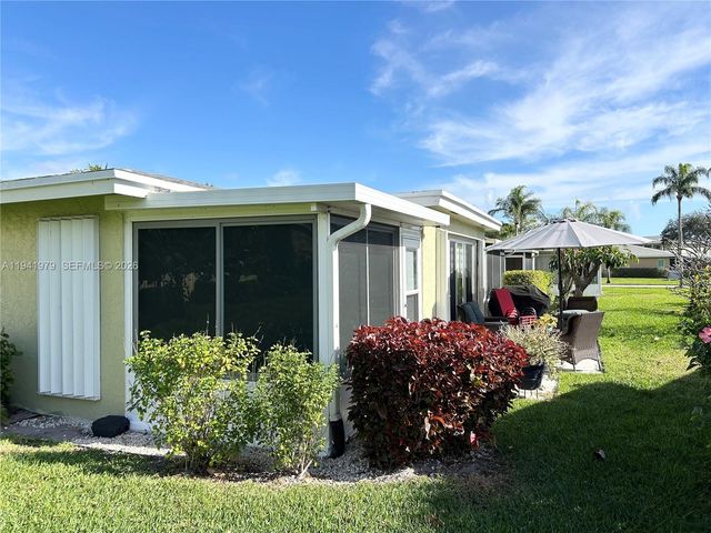 2400 Malayan Dr 94-D, Delray Beach, FL 33445