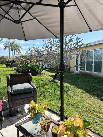 2400 Malayan Dr 94-D, Delray Beach, FL 33445