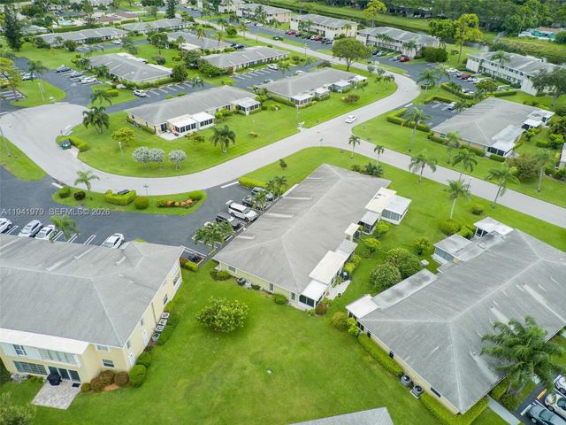 2400 Malayan Dr 94-D, Delray Beach, FL 33445