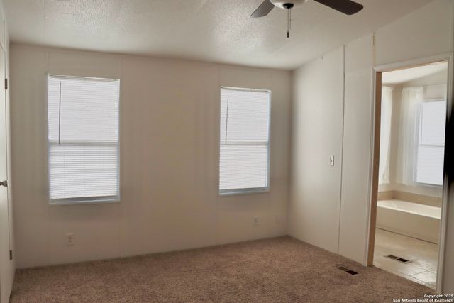 18707 County Road 5736, Castroville, TX 78009