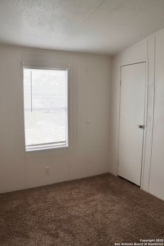 18707 County Road 5736, Castroville, TX 78009