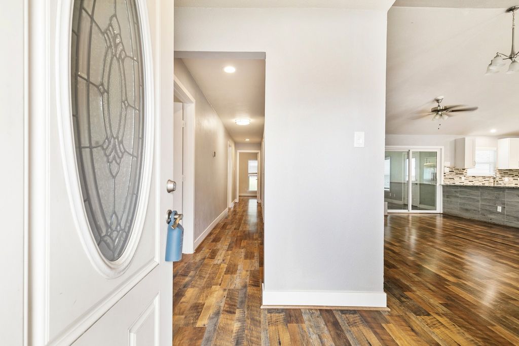 909 N Dove Road, Grapevine, TX 76051 — photo 5