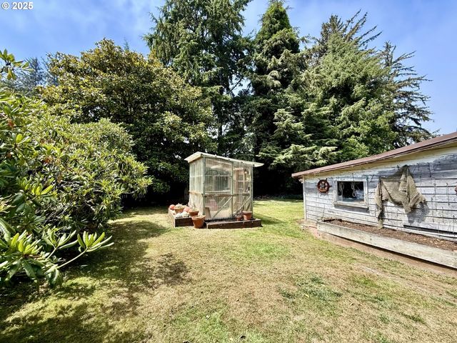 63534 S OLIVE Rd, Coos Bay, OR 97420