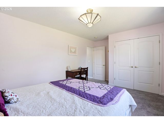 13906 Nw 51ST Ct, Vancouver, WA 98685
