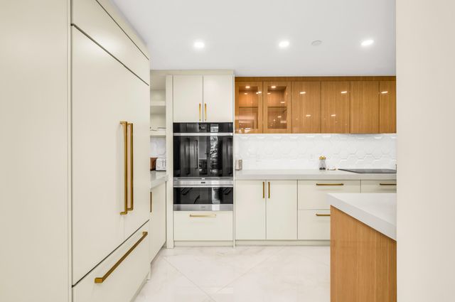 100 SE 5TH Avenue 103, Boca Raton, FL 33432
