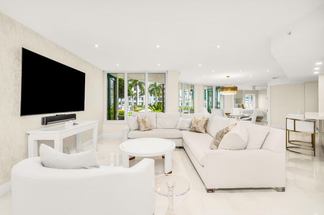 100 SE 5TH Avenue 103, Boca Raton, FL 33432