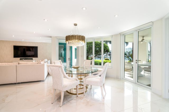 100 SE 5TH Avenue 103, Boca Raton, FL 33432