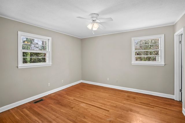 329 Earl Drive, Spartanburg, SC 29306