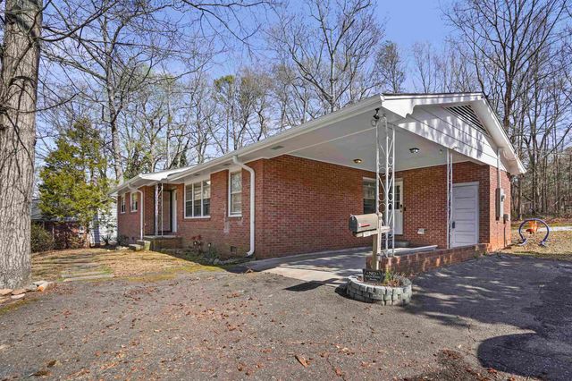 329 Earl Drive, Spartanburg, SC 29306