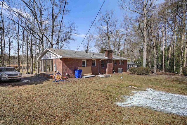 329 Earl Drive, Spartanburg, SC 29306