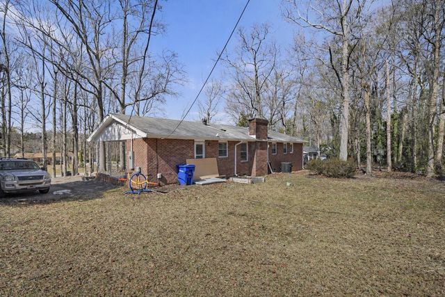 329 Earl Drive, Spartanburg, SC 29306