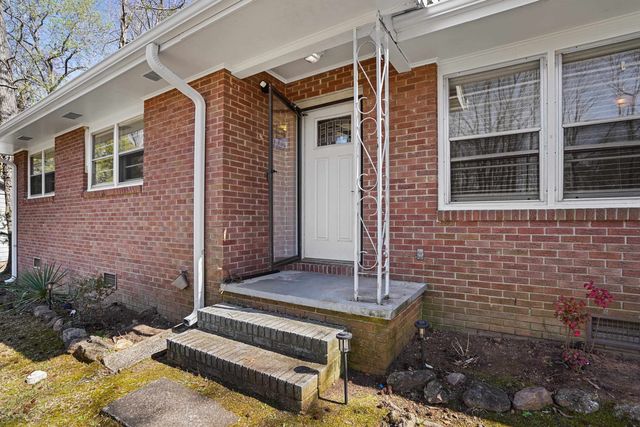 329 Earl Drive, Spartanburg, SC 29306