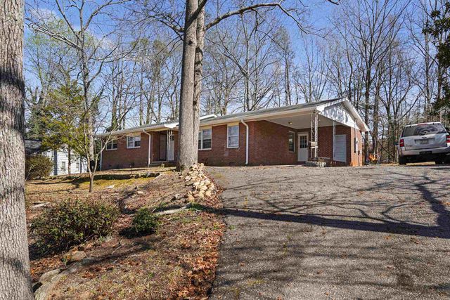 329 Earl Drive, Spartanburg, SC 29306