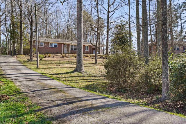 329 Earl Drive, Spartanburg, SC 29306