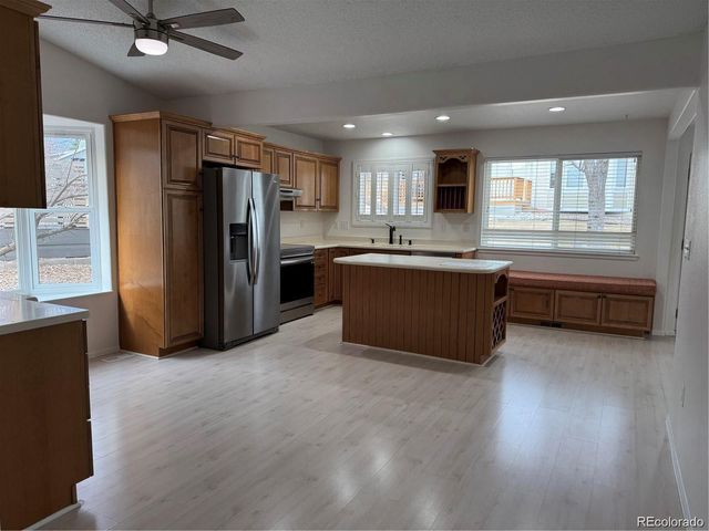 41 Canongate Lane, Highlands Ranch, CO 80130