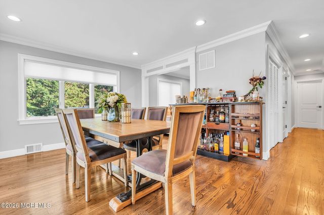 19 Drake Way, Toms River, NJ 08753