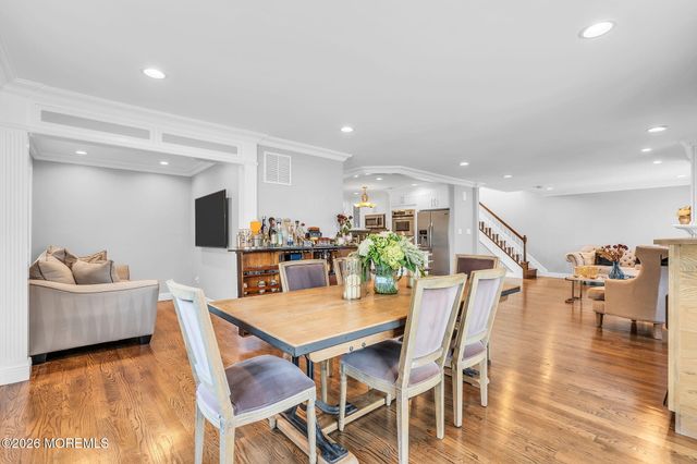 19 Drake Way, Toms River, NJ 08753