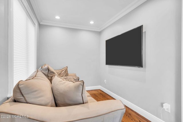 19 Drake Way, Toms River, NJ 08753