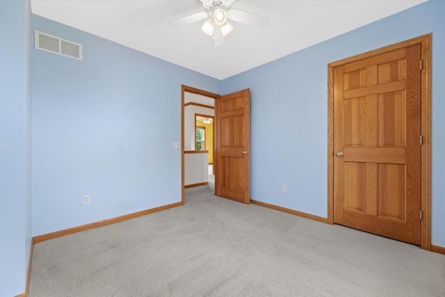4703 W Forest Hill AVENUE, Franklin, WI 53132