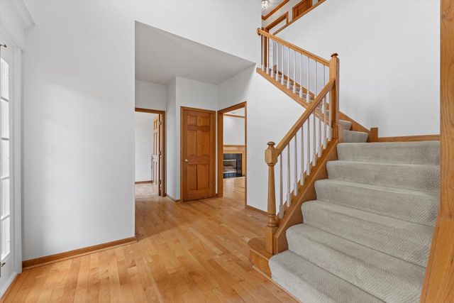 4703 W Forest Hill AVENUE, Franklin, WI 53132