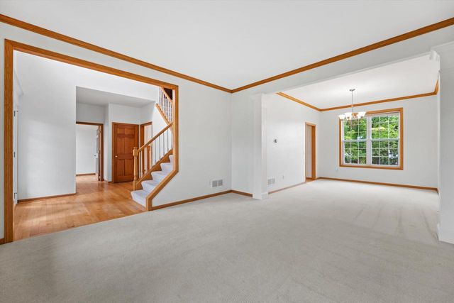 4703 W Forest Hill AVENUE, Franklin, WI 53132