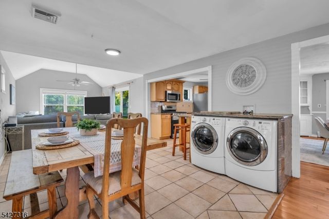 818 Summit Ave, Westfield Town, NJ 07090