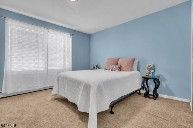 818 Summit Ave, Westfield Town, NJ 07090