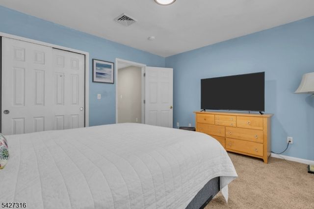 818 Summit Ave, Westfield Town, NJ 07090