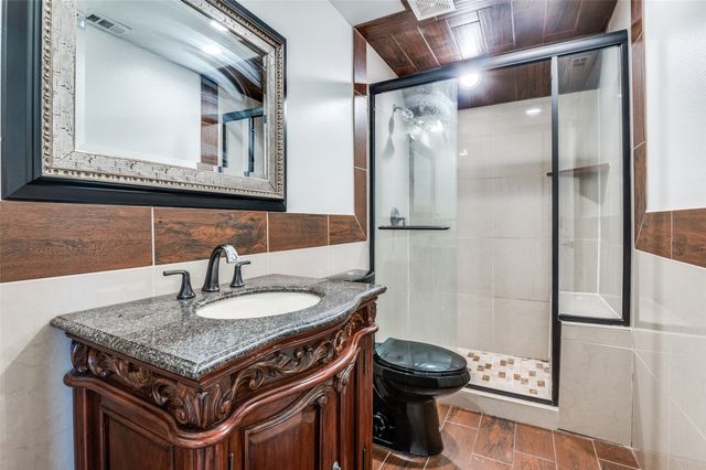 517 Netherland Drive, Seagoville, TX 75159