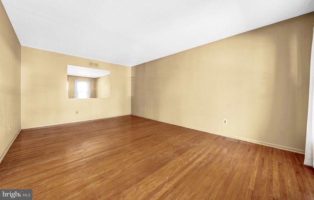 2533 SKYVIEW, Feasterville Trevose, PA 19053