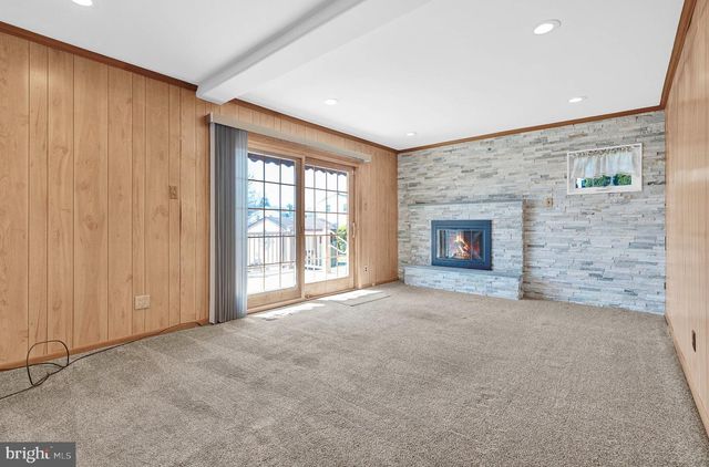 2533 SKYVIEW, Feasterville Trevose, PA 19053