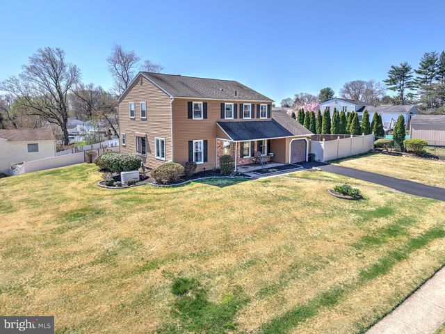 2533 SKYVIEW, Feasterville Trevose, PA 19053