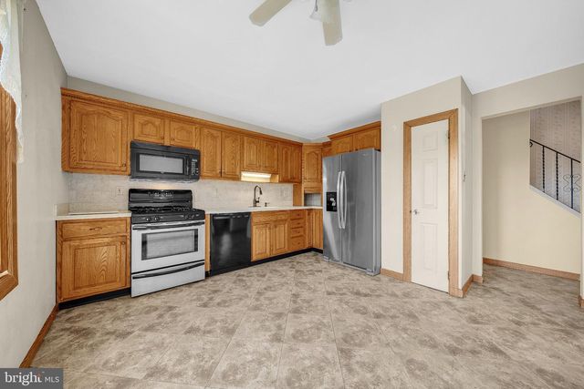 2533 SKYVIEW, Feasterville Trevose, PA 19053