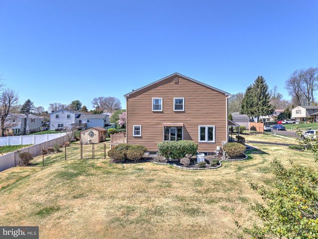 2533 SKYVIEW, Feasterville Trevose, PA 19053