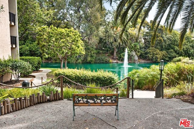 1307 Raintree Circle, Culver City, CA 90230
