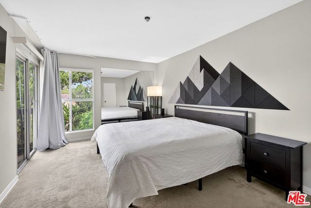 1307 Raintree Circle, Culver City, CA 90230