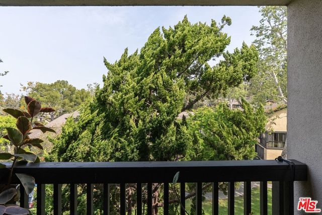 1307 Raintree Circle, Culver City, CA 90230