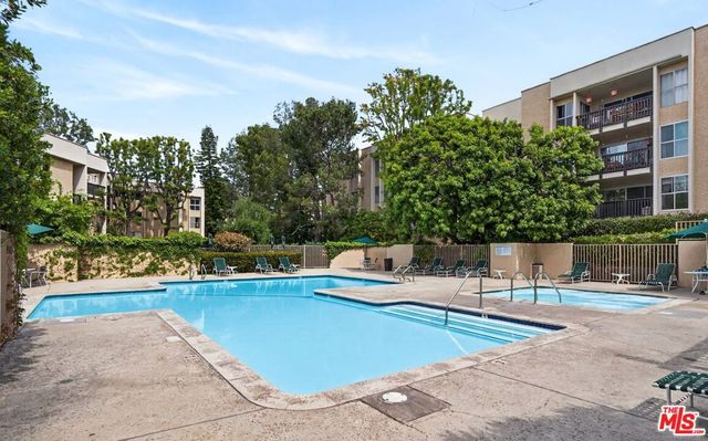 1307 Raintree Circle, Culver City, CA 90230