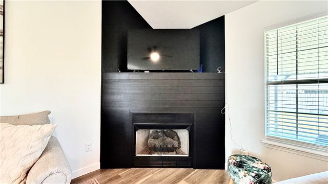 2310 SW 17th, Bentonville, AR 72713