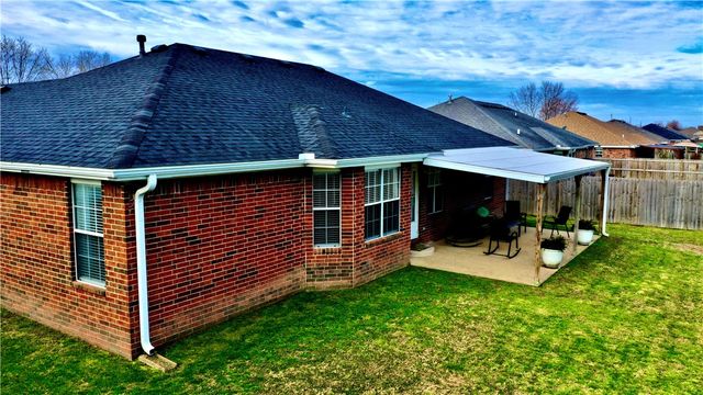 2310 SW 17th, Bentonville, AR 72713