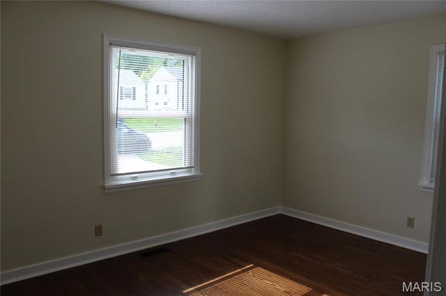 206 N MARGUERITE Avenue, Ferguson, MO 63135