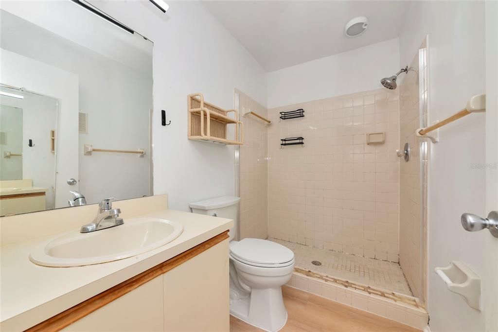 Image 19 of property listing at 3880 59TH AVENUE W 4196, Bradenton, FL 34210