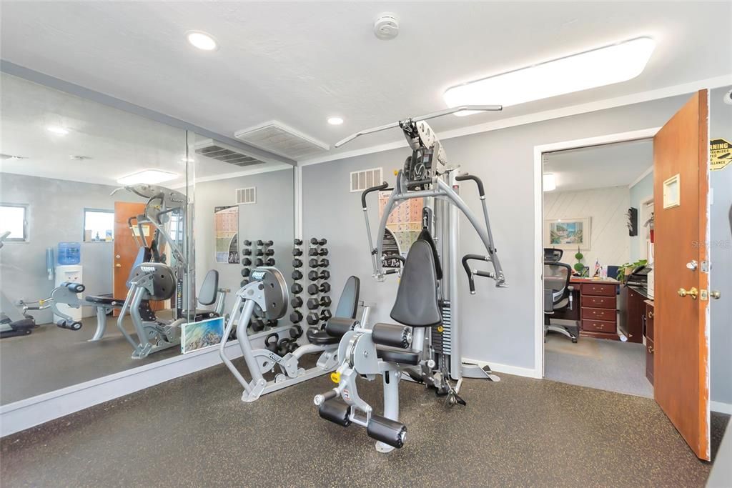 Image 37 of property listing at 3880 59TH AVENUE W 4196, Bradenton, FL 34210