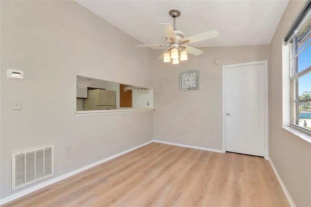 Image 7 of property listing at 3880 59TH AVENUE W 4196, Bradenton, FL 34210