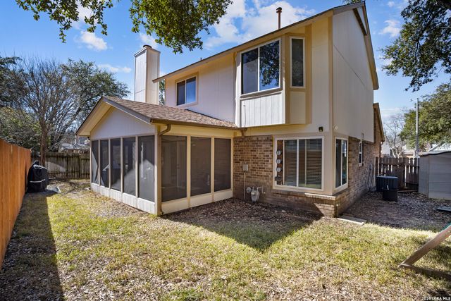 9322 Charleston, San Antonio, TX 78240