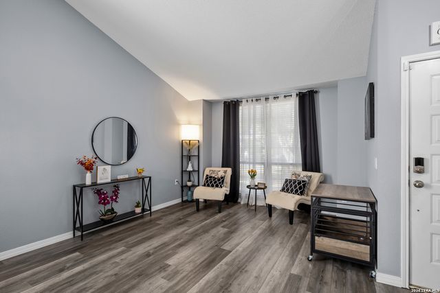 9322 Charleston, San Antonio, TX 78240