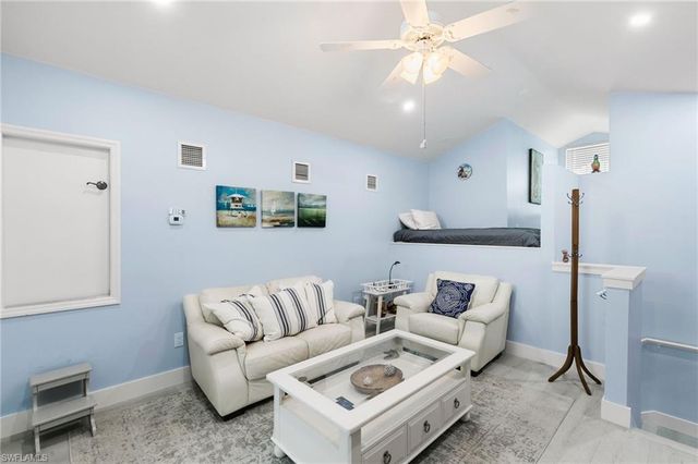346 Angler DR 1102, Goodland, FL 34140