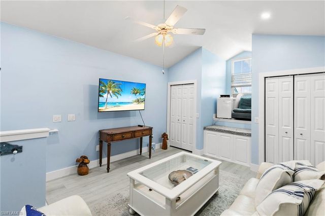 346 Angler DR 1102, Goodland, FL 34140