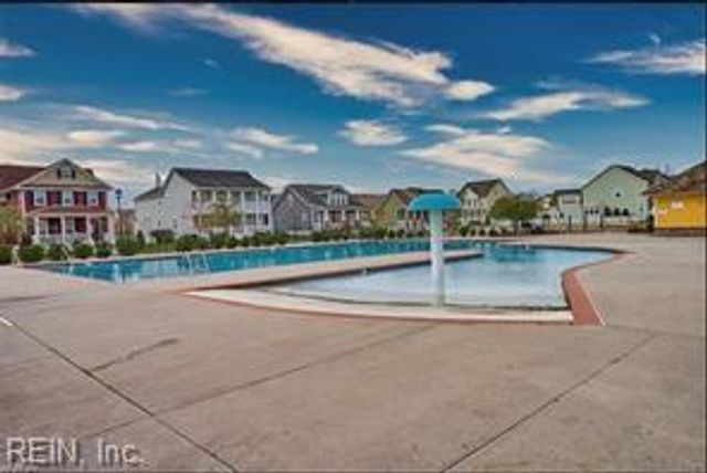 1032 Olmstead ST, Chesapeake, VA 23323