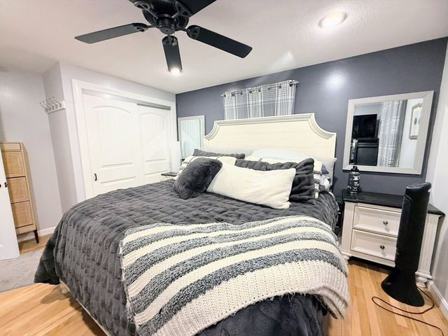 15 Dover Street, Nashua, NH 03063